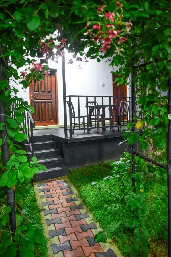 Lion Resort Polonnaruwa Exterior photo